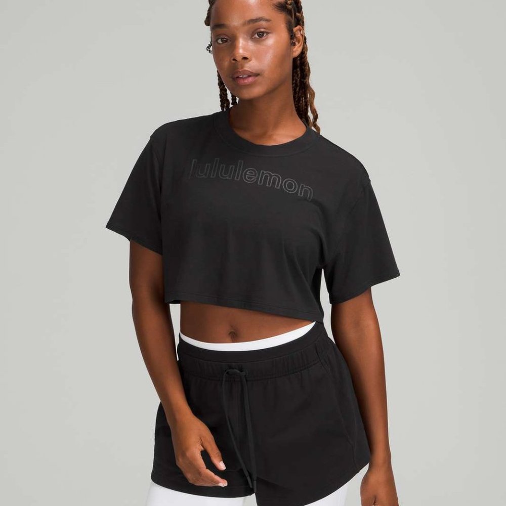 Nwt LULULEMON All Yours Cropped Graphic T-Shirt Black Size 2